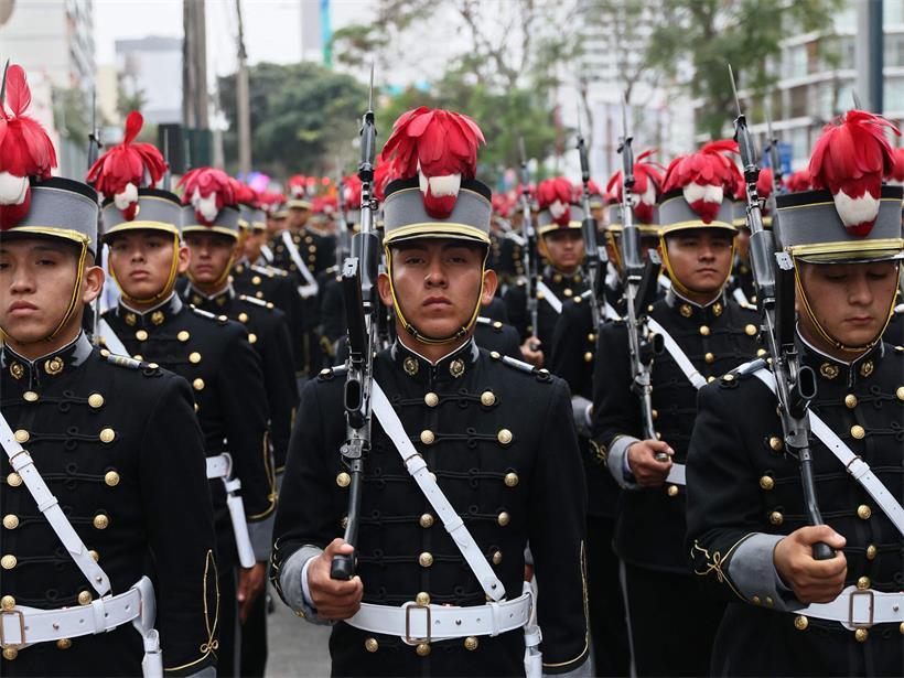 Autoritäres Schritthalten statt Demokratie und Menschenrechte, hier in Peru