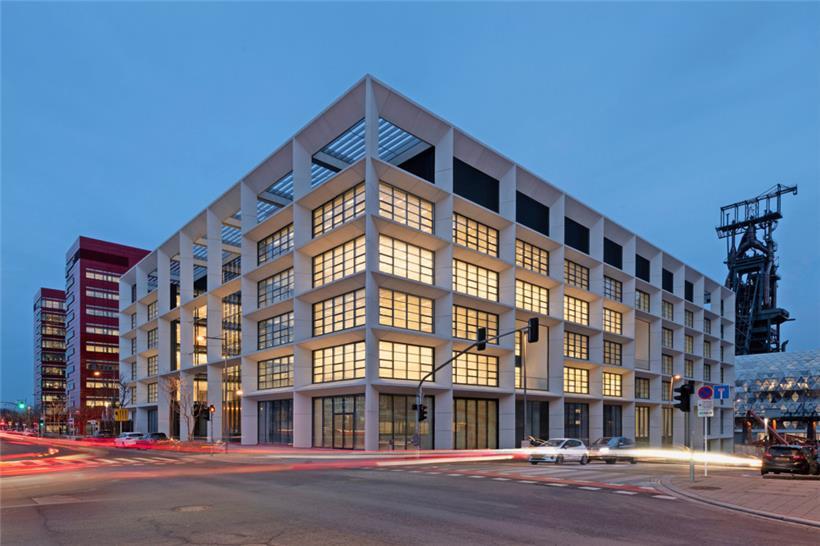 Avantgardistische Schlichtheit der Formen
