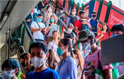 BTS Skytrain Bahnhof in Bangkok: Auch in Thailand wurden mittlerweile acht Fälle des Coronavirus festgestellt.
