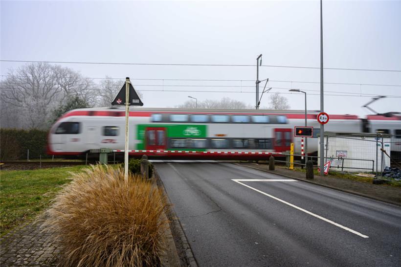 Bahnschranke in Moutfort