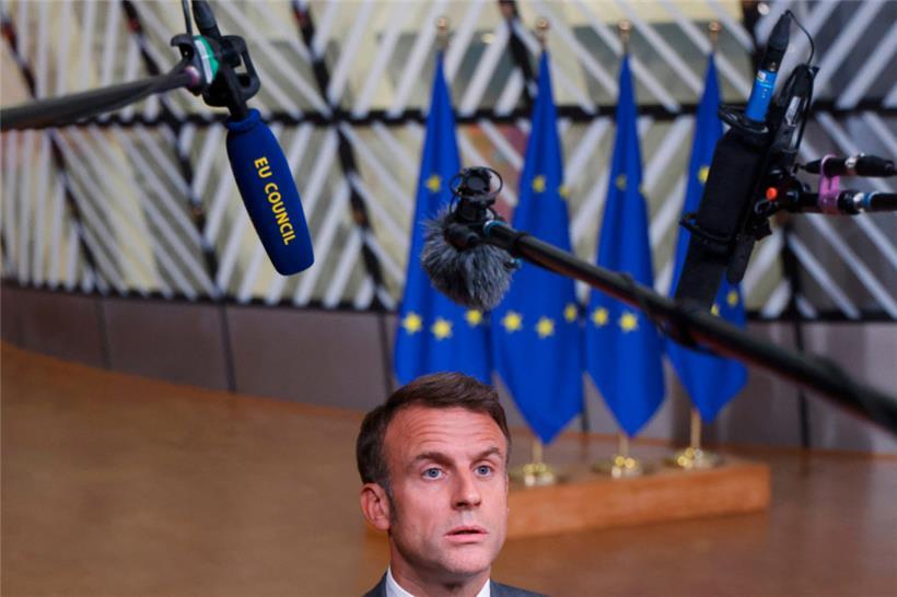 Bald auf EU-Ebene nur noch ein Zwerg? Auf Frankreichs Präsident Macron kommen auch in Europa Probleme zu
