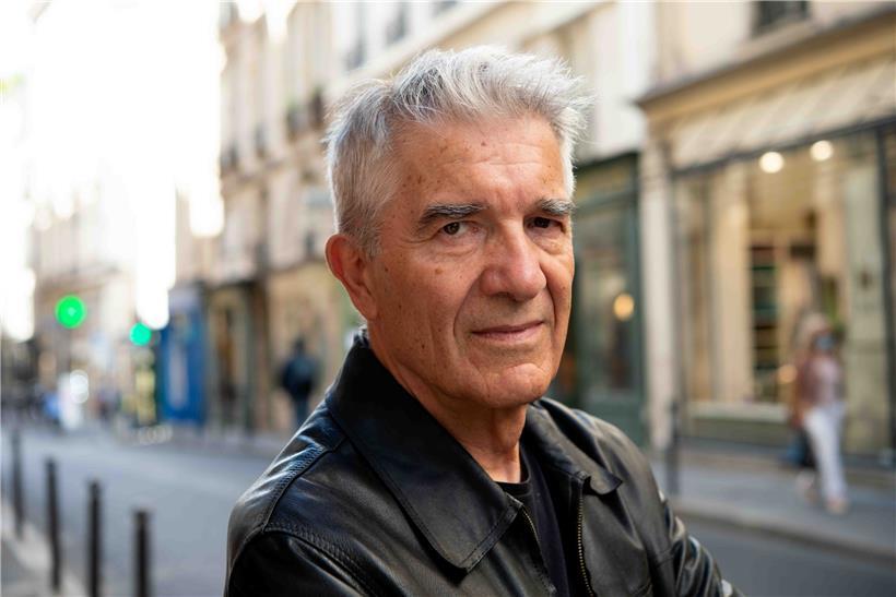 Baru: Hervé Baruela dans la vie civile
