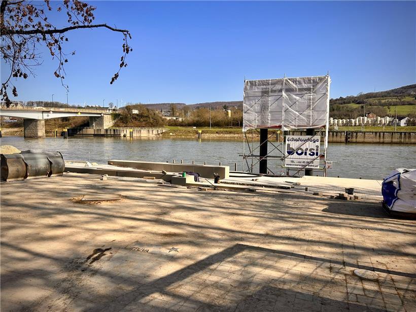 Baustelle am neuen Kai in Schengen, Bauarbeiten für Anlegestelle der Fähre Marie-Astrid gegenüber Europamuseum