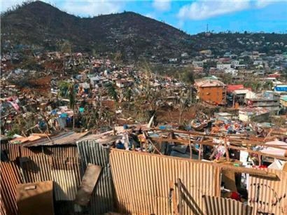 Beaucoup d’habitations sur l’île ne sont que des baraques en tôle et en planches
