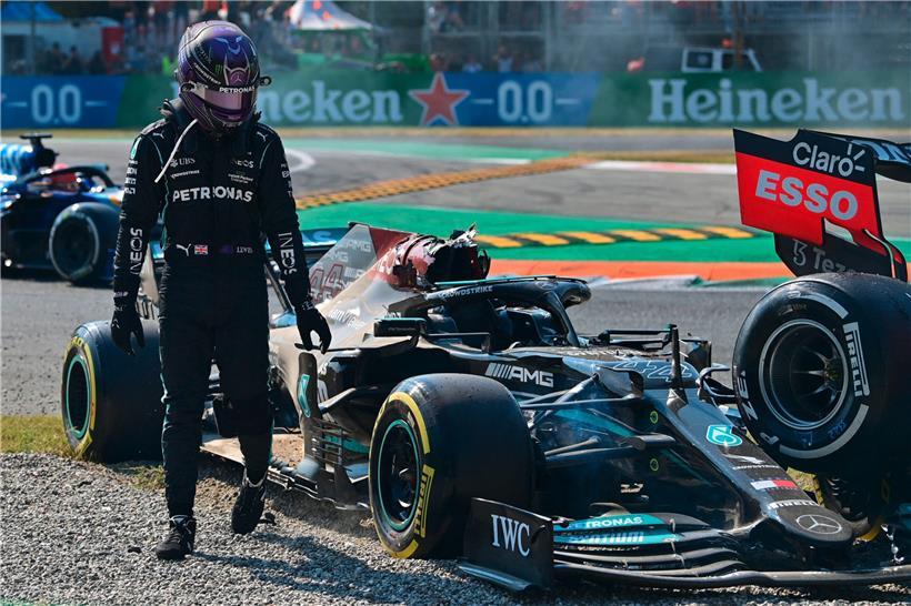 Bedient: Lewis Hamilton konnte das Rennen nach dem Crash mit Max Verstappen nicht fortsetzen
