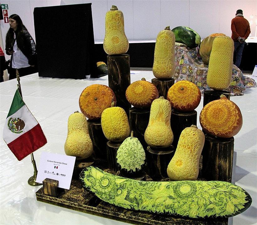 Beeindruckende Carving-Präsentation von Gustavo Hernández Chàvez aus Mexiko