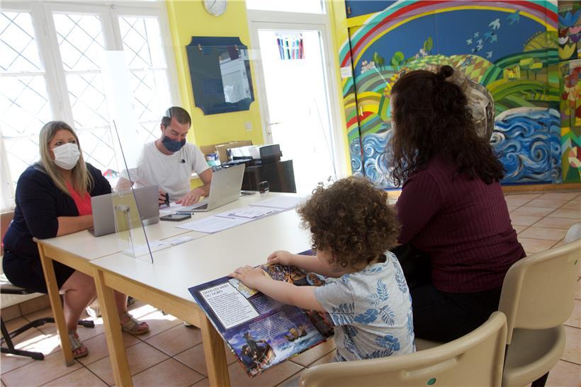 Bei Arbeitsverlust stünden „sans-papiers“ mittellos da, wären nicht Organisationen wie die ASTI eingesprungen
