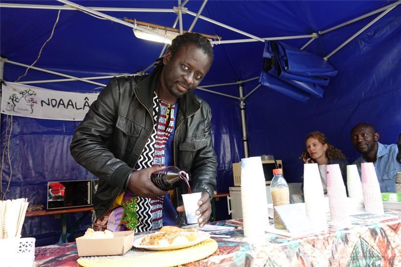Bei Sada Diagne gab es unter anderem den Hibiskussaft Bissap zu probieren