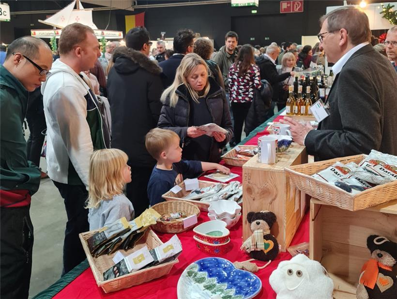 Bei dem Event konnten sich Besucher auf genau über typische Landesprodukte infor...