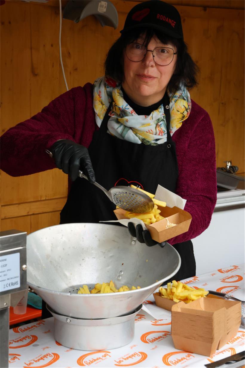 Bei dem kühlen Wetter tat eine Portion Fritten richtig gut