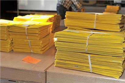 Bei den letzten Kommunalwahlen 2017 haben 17.206 Personen ihre Stimme auf postalischem Weg abgegeben 
