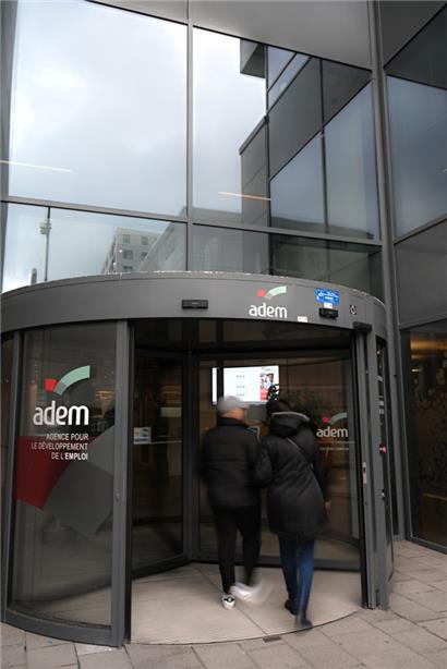 Bei der ADEM sind mehr Menschen als vergangenes Jahr als arbeitssuchend angemeldet
