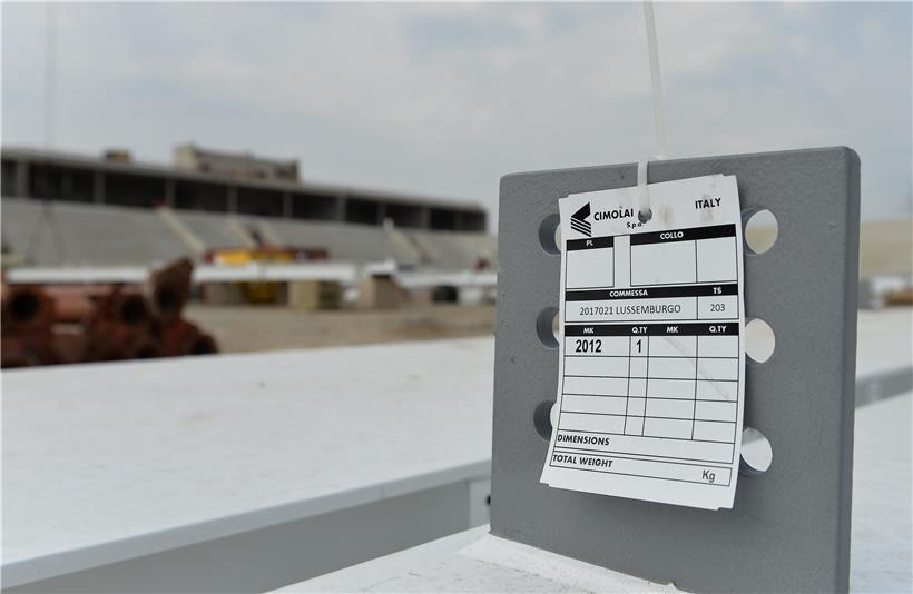 Bei der letzten offiziellen Visite im Juni ging die hauptstädtische Bürgermeisterin Lydie Polfer davon aus, das Stadion im September eröffnen zu können
