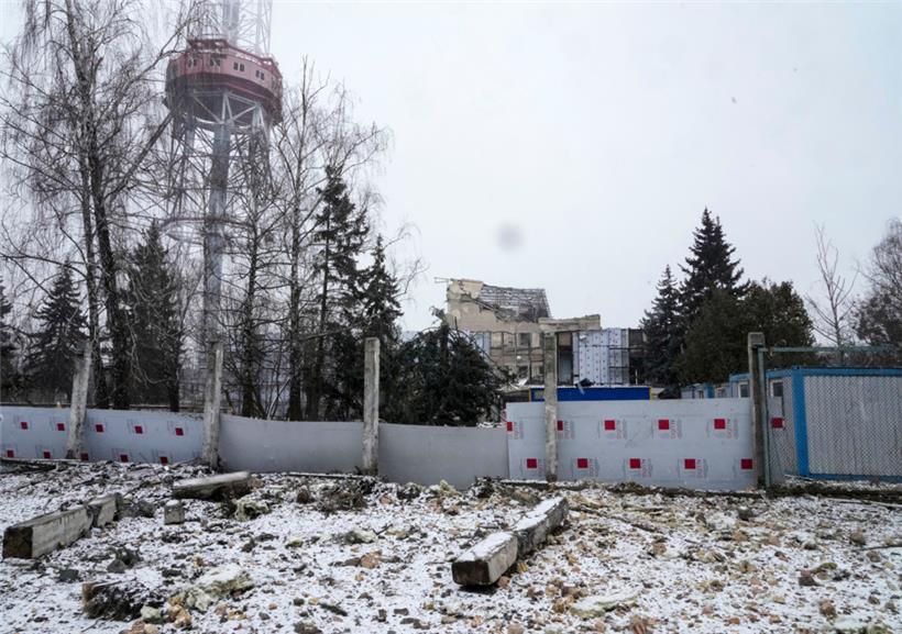 Bei ihrer Invasion zur „Entnazifizierung“ der Ukraine haben die russischen Truppen in Kiew eine Holocaust-Gedenkstätte bombardiert
