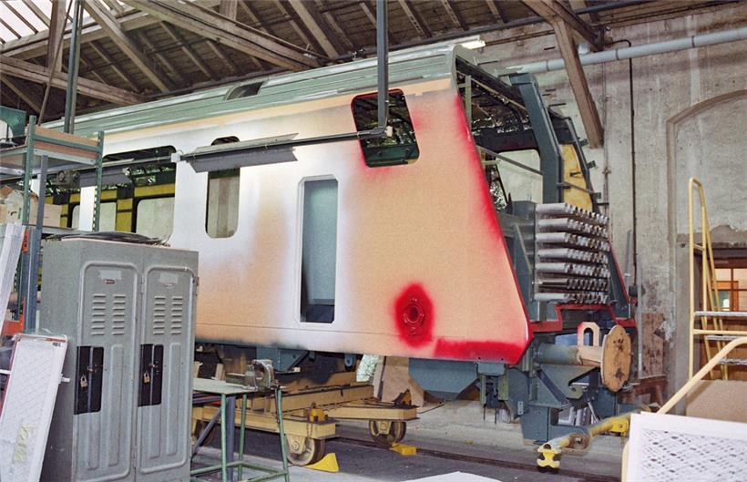 Bei seinem Besuch in der Produktionsstätte der Z2 im französischen Reichshoffen ...