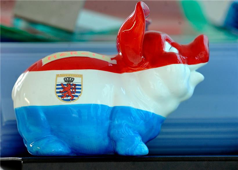 Bei welcher Bank das Sparschweinchen der Staatsbeamten steht, ist in Zukunft egal. 
