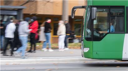 Beim TICE gibt es sowohl zu wenige Fahrer als auch Busse
