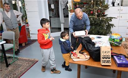 Beim „Troque ton cadeau“ konnten sich am Samstag einige frustrierte Beschenkte neue Geschenke aussuchen
