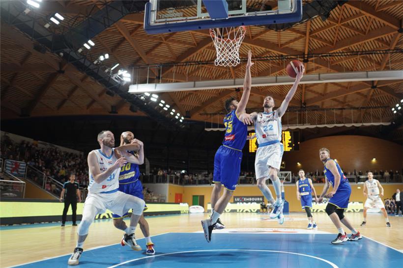 Beim bisher letzten Heimspiel im November 2021 verloren Rugg (Nr. 31), Melcher (Nr. 22) und Co. knapp gegen den großen Favoriten Rumänien
