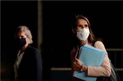 Belgiens Premierministerin Sophie Wilmès verschärft erneut die Corona-Regeln in ihrem Land
