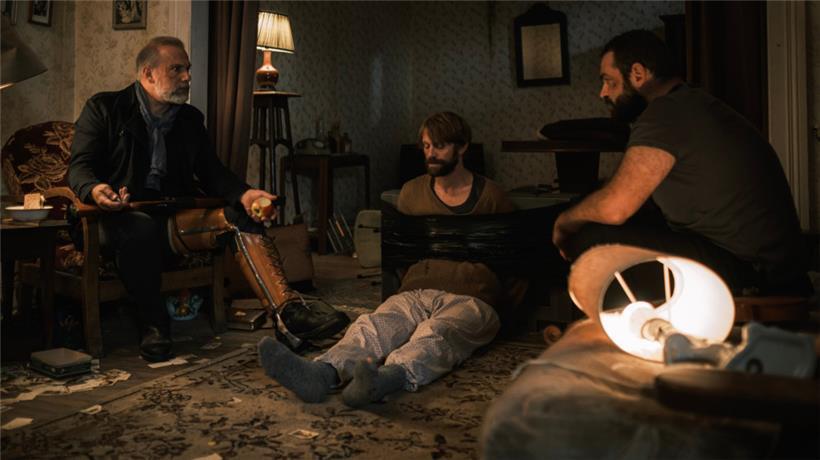 „Bellevue“ von Jonathan Becker
