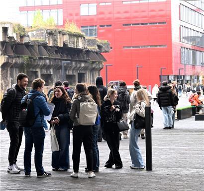 Belval verwandelte sich am Donnerstag in einen Treffpunkt für Studierende und Schüler
