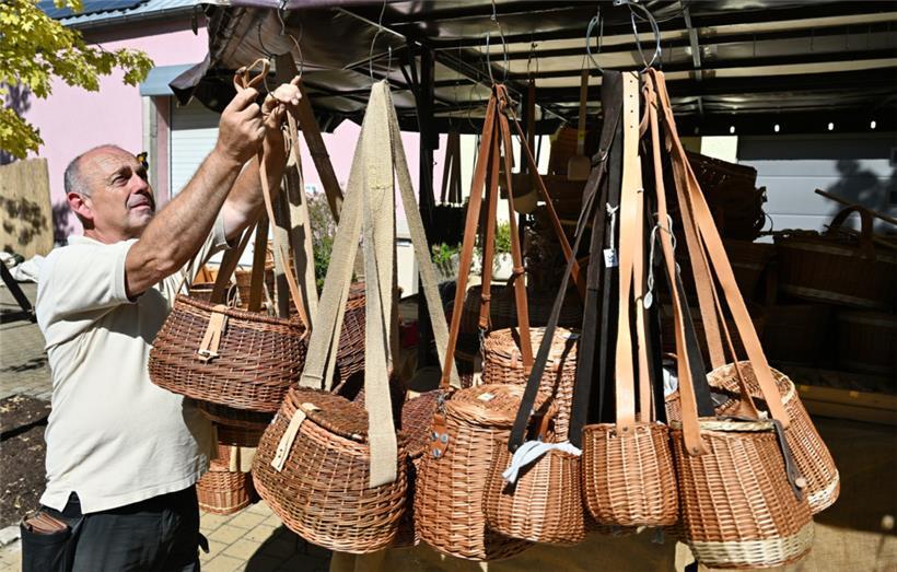 Bereit für die Jubiläumsauflage: der Korbflechter vom Hochwald
