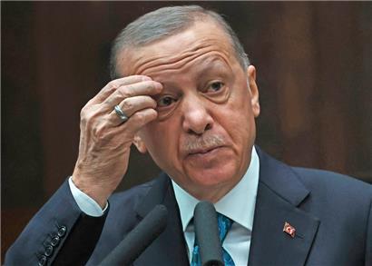 Bereits am Dienstag hatte Erdogan krankheitsbedingt ein Live-Interview im Fernsehen abbrechen müssen
