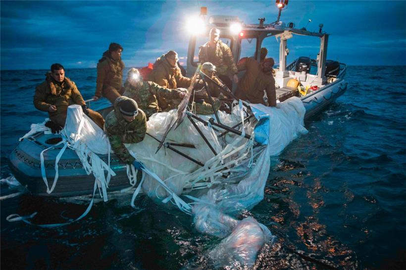 Bergung des chinesischen Ballons: Was US-Jets am Wochenende abgeschossen haben, bleibt unklar
