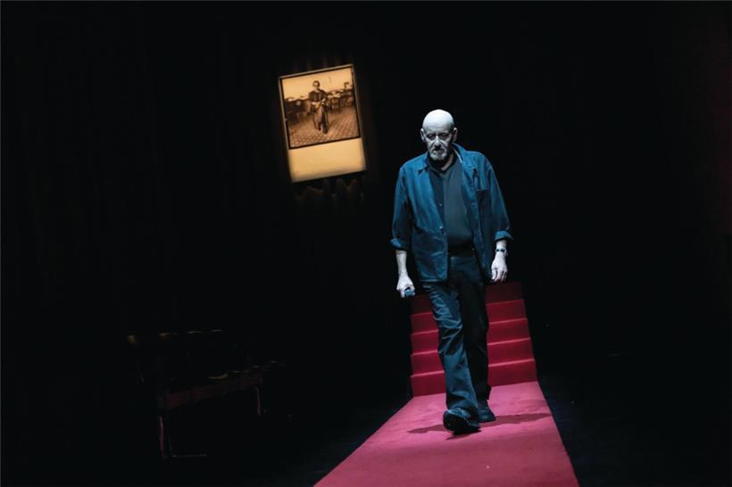 Bernard Bloch, im Hintergrund Heiner Müller
