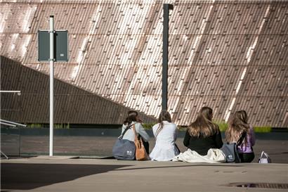 Besonders bei den Hochschulabsolventen gab es einen starken Anstieg der Arbeitslosigkeit
