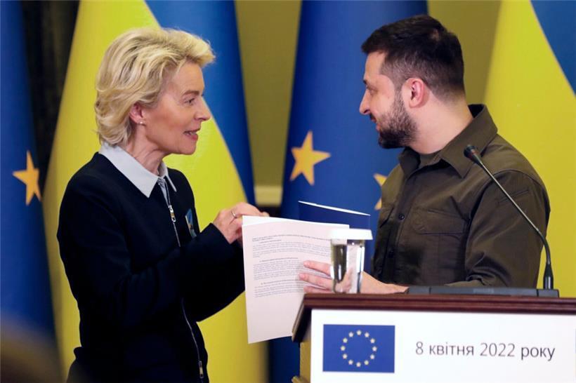 Besuch ja, Beitritt na ja: Kommissionspräsidentin Von der Leyen reiste nach Kiew, in Brüssel tritt man trotzdem auf die Bremse
