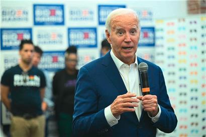 Biden ist nach dem NATO-Gipfel wieder auf Wahlkampftour und versucht verzweifelt, seine Wiederwahl zu retten
