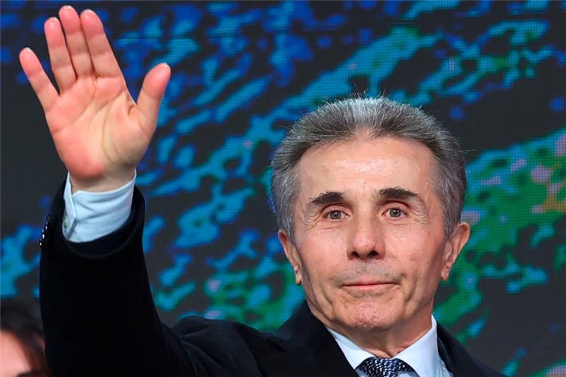 Bidsina Iwanischwili während einer Wahlkampagne seiner Partei „Georgischer Traum“
