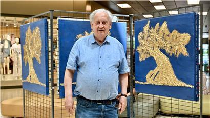 Künstler Ott Neuens arbeitet mit Edelsteinen und Gold