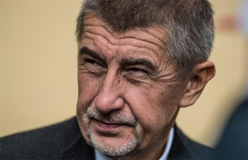 Ein Milliardär drängt an die Macht 