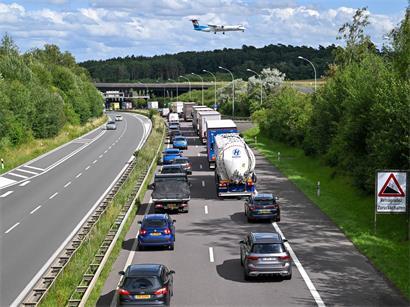 A1 bei Senningerberg wird für das gesamte Wochenende voll gesperrt