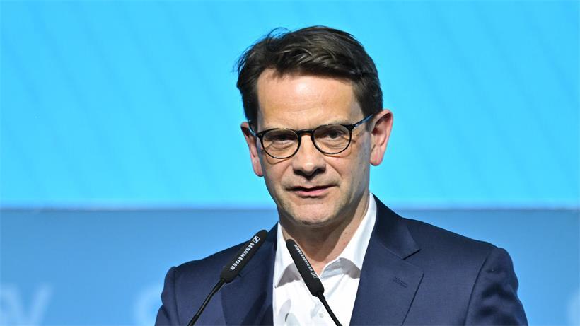 Politische Forderungen sind kein Völkerrecht 
