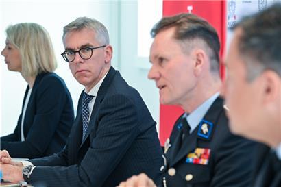 No Order under Gloden’s Law: Ansprüche und Wirklichkeit der neuen Sicherheitspolitik