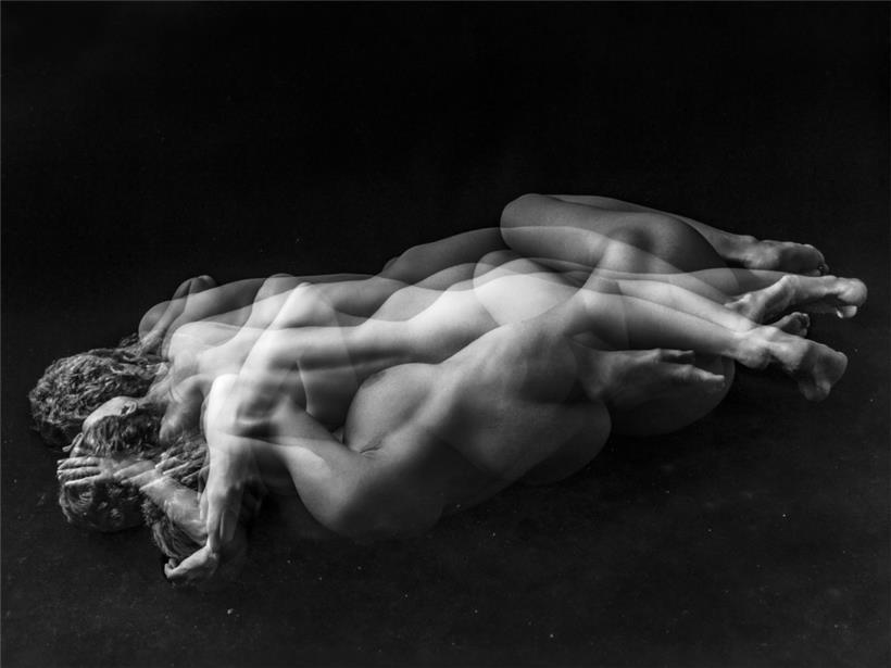 Ein Künstler, der keine Grenzen kennt: Alborz Teymoorzadeh über Kunst, Isolation und die Suche nach Zugehörigkeit 