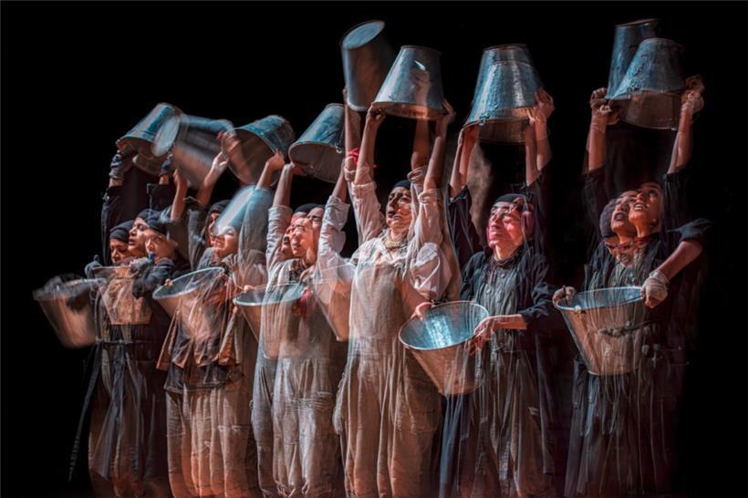 Ein Künstler, der keine Grenzen kennt: Alborz Teymoorzadeh über Kunst, Isolation und die Suche nach Zugehörigkeit 