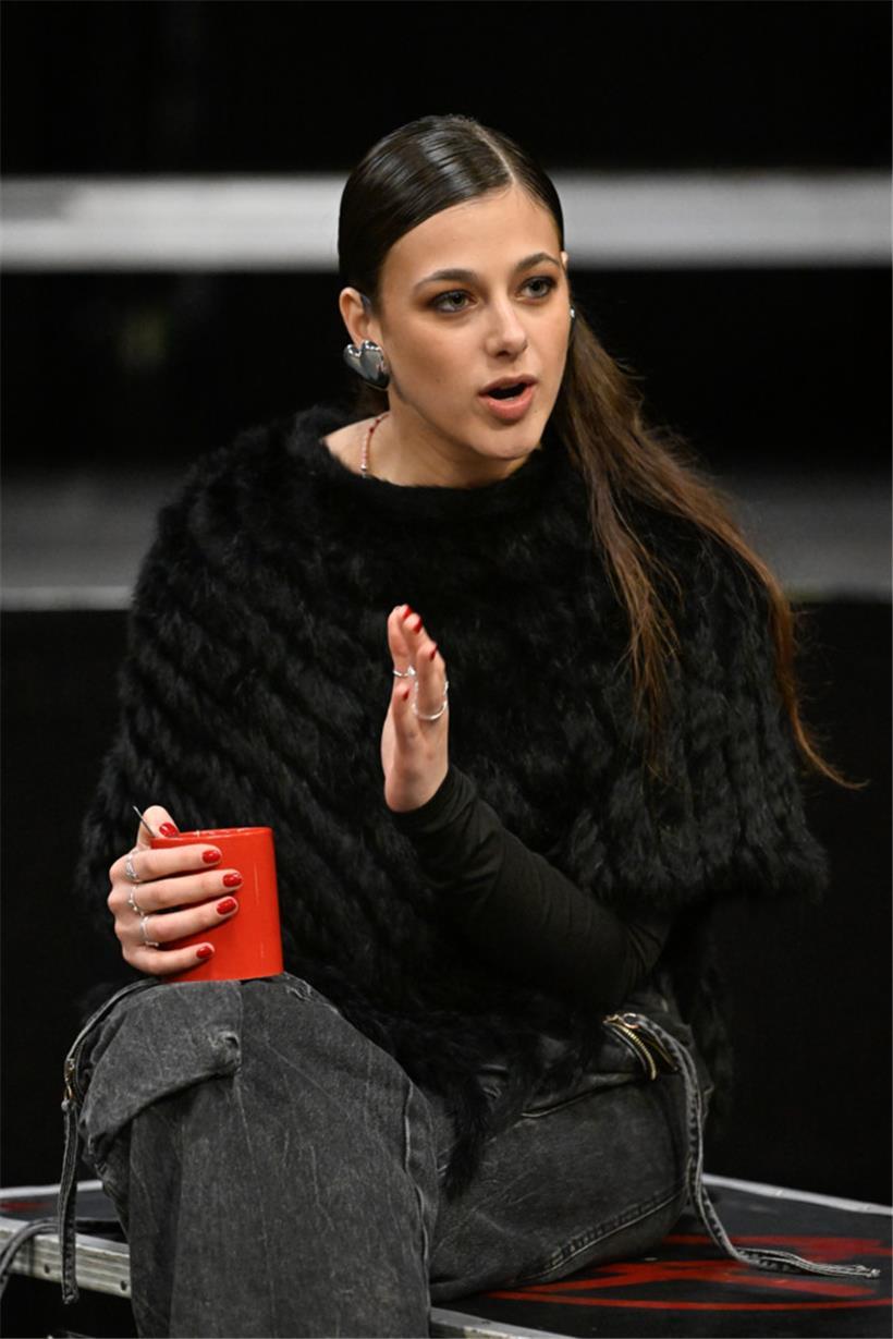 Tali über ihre neue Musik, den Umgang mit Druck und warum ihre Freunde sie ohrfeigen dürfen 