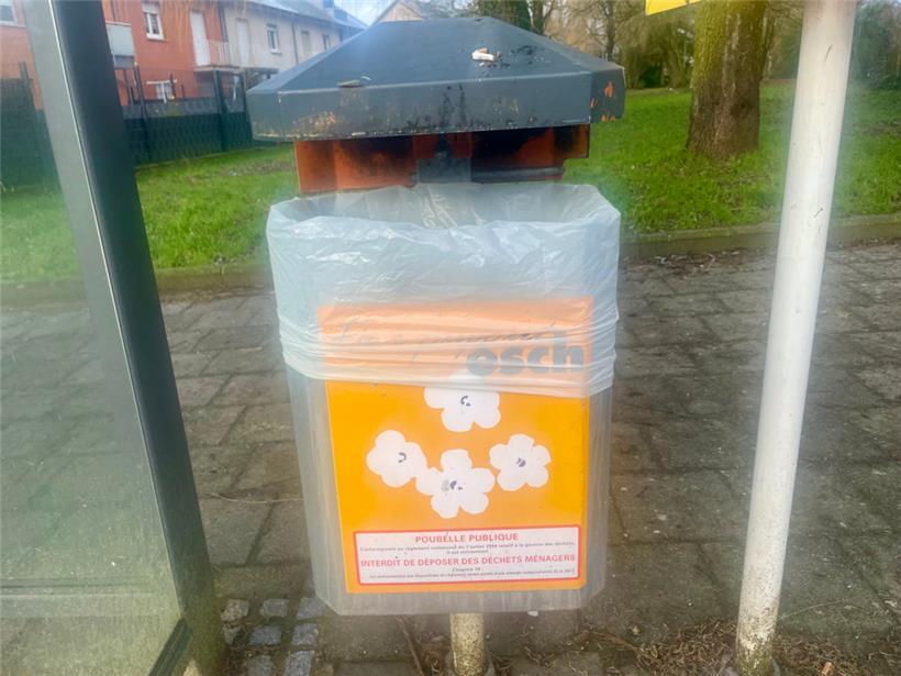 Wohin mit der Zigarette, wenn der Bus kommt? 