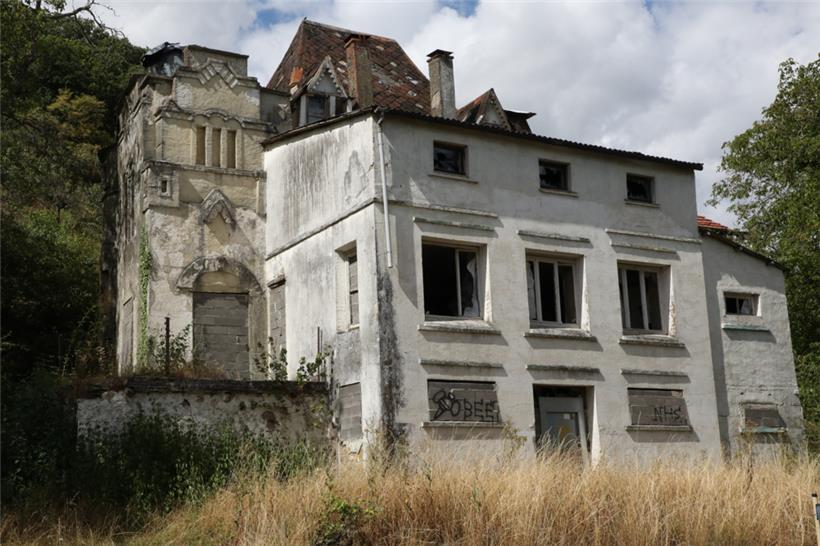 Ungewöhnlichstes Hotel der Gemeinde wartet auf Kundschaft 