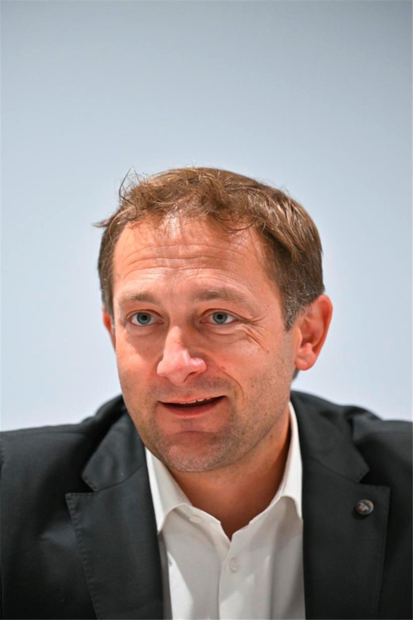 August: Paralympics, geplanter Anschlag auf Swift-Concert und fünf tote Hunde 