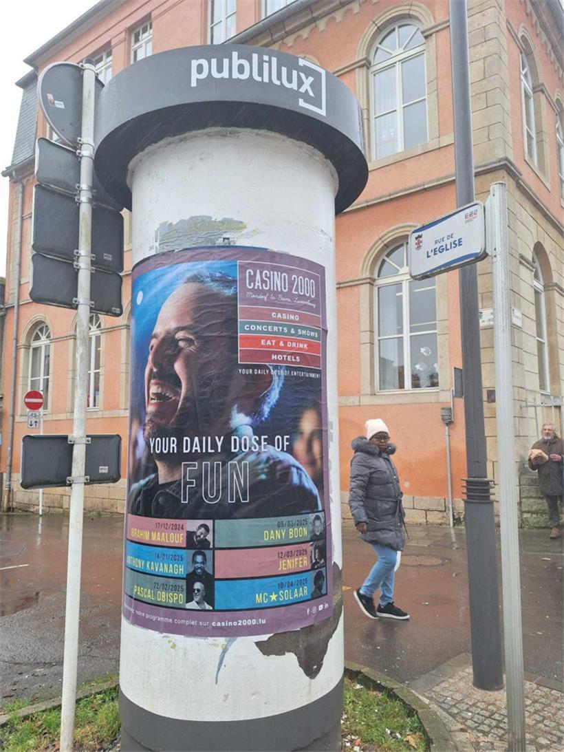 Die Litfaßsäule – rundum kultig und immer noch aktuell und informativ! 