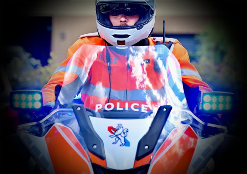 Erst Schlangenlinien, dann schlafen: Polizei muss wegen alkoholisierter Fahrer ausrücken 