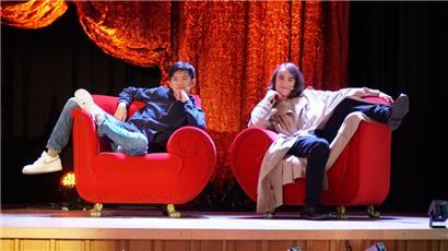 „Bar 2 Be“: Theaterstück der LGE-Schüler steht kurz vor der Aufführung