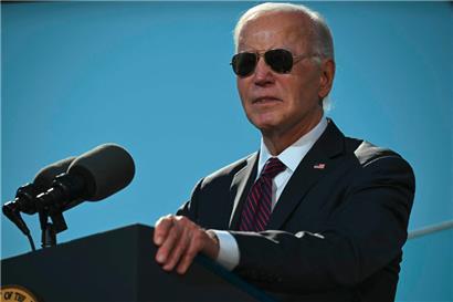 Biden entschuldigt sich für Misshandlung indigener Kinder in US-Internaten