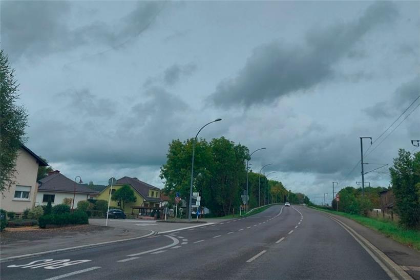 Motorradfahrer flüchtet nach einem Verkehrsunfall in Heisdorf 